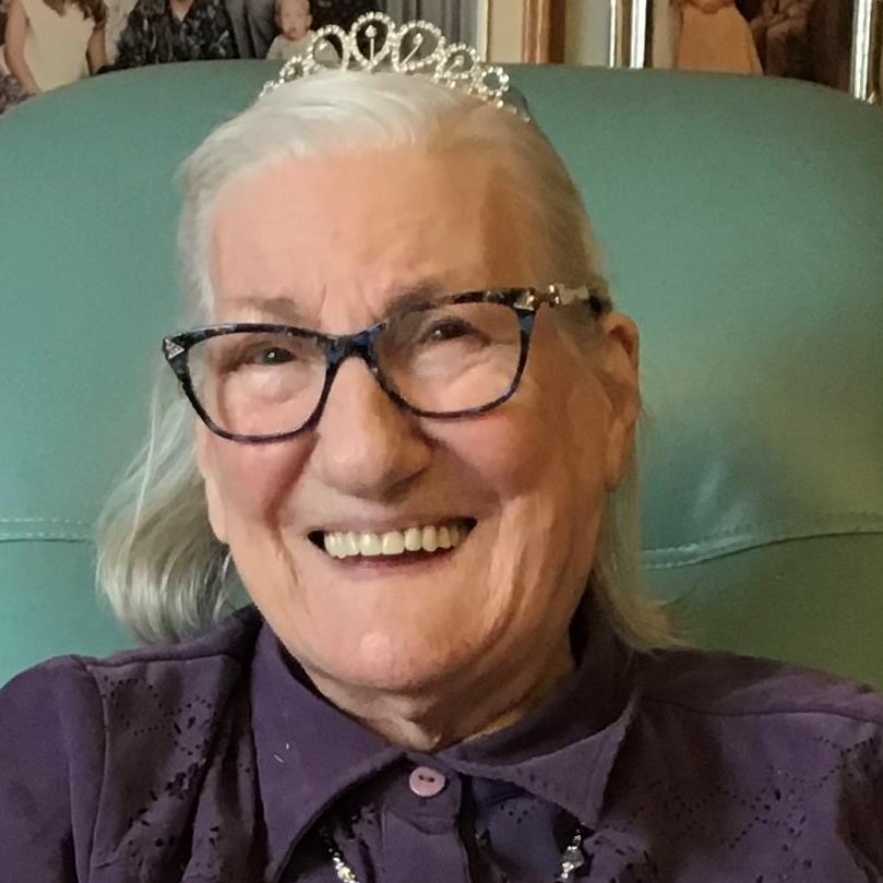 Elly Heemskerk's obituary , Passed away on August 29, 2020 in Surrey, British Columbia