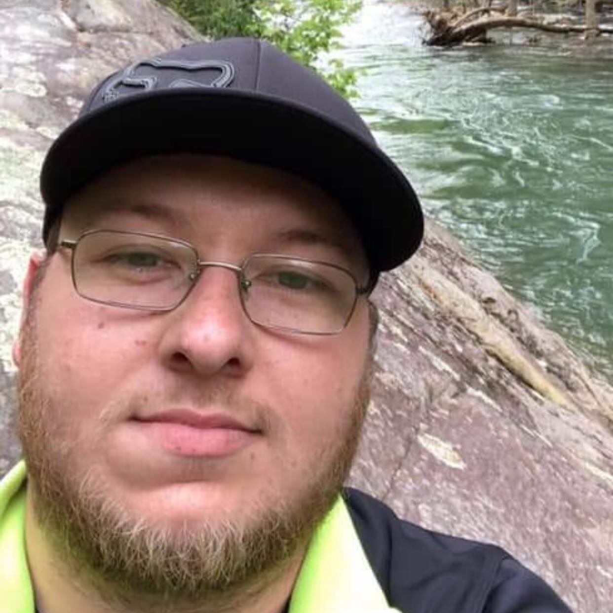 Ryan Crowe's obituary , Passed away on December 10, 2020 in Spring City, Tennessee