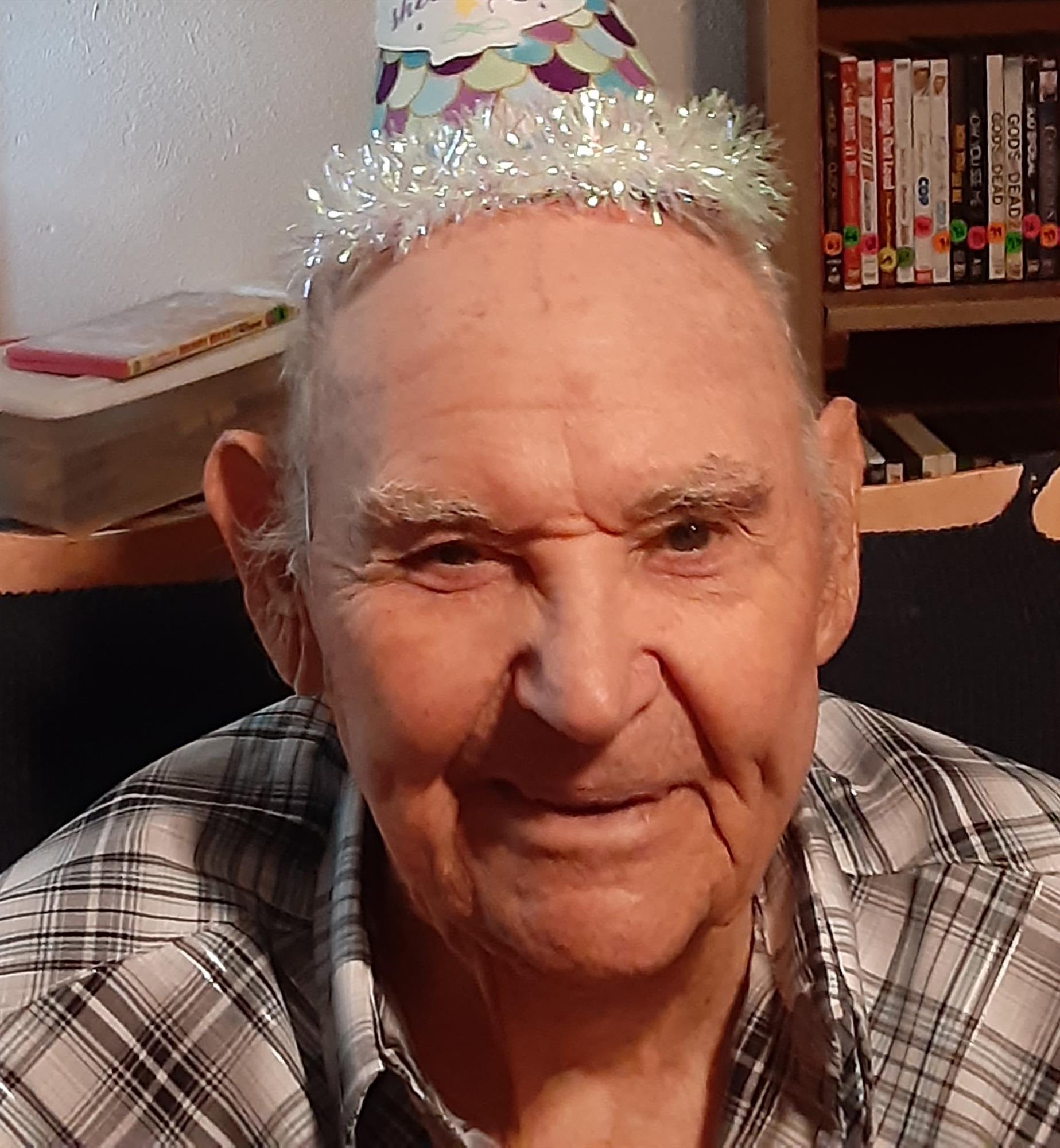 Earl Brown's obituary , Passed away on November 15, 2021 in Big Spring, Texas