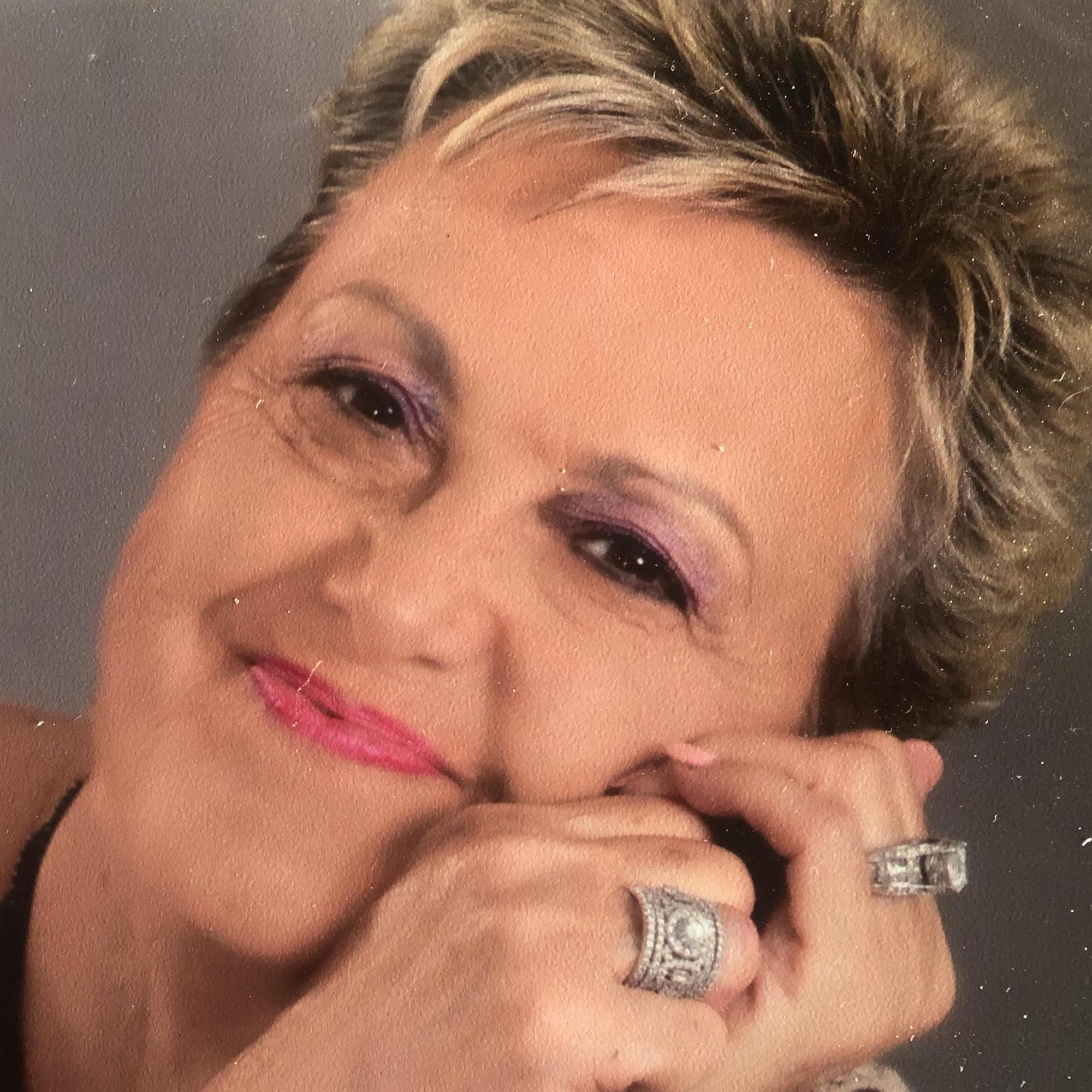 Gloria Geneva Barker's obituary , Passed away on December 24, 2021 in New Tazewell, Tennessee