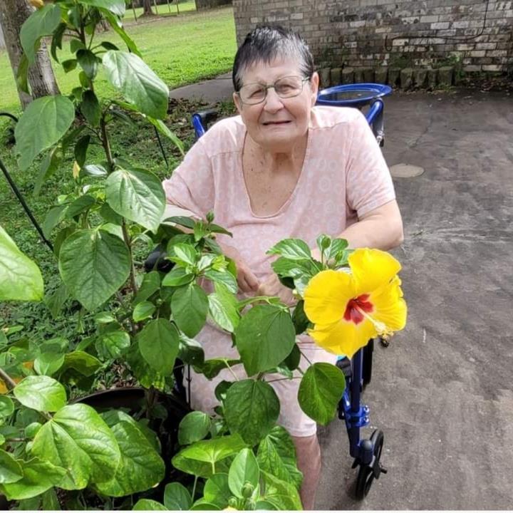 Donna May (Moulton) Akerstrom's obituary , Passed away on March 15, 2022 in Clute, Texas