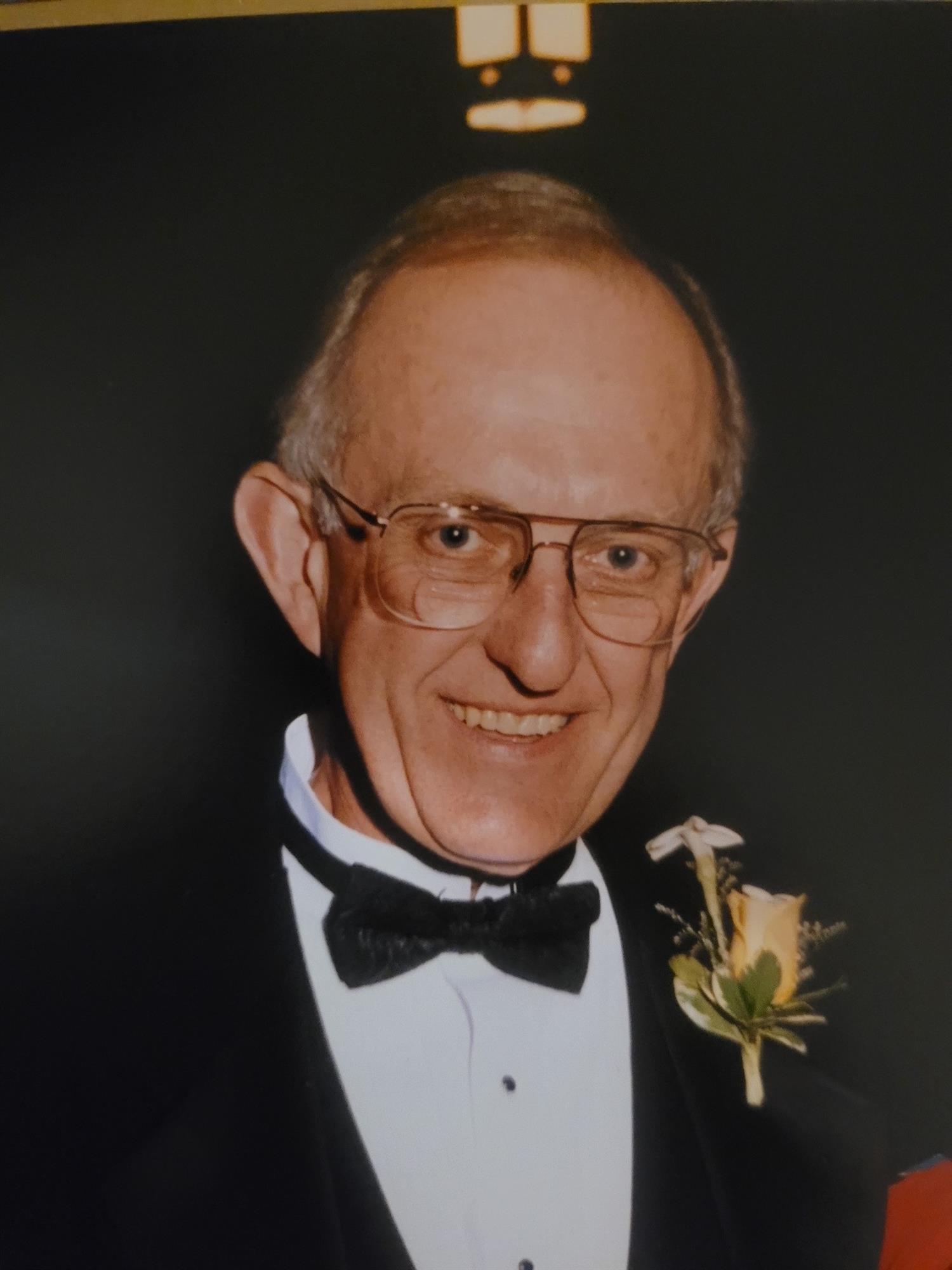 Bruce J. Kessler's obituary , Passed away on July 27, 2022 in Delafield, Wisconsin