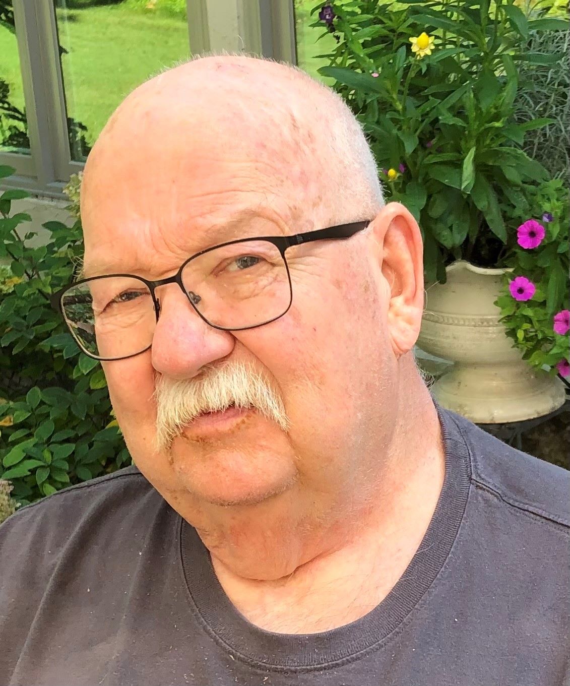 Garry L. Hanson's obituary , Passed away on April 2, 2023 in Wauwatosa, Wisconsin