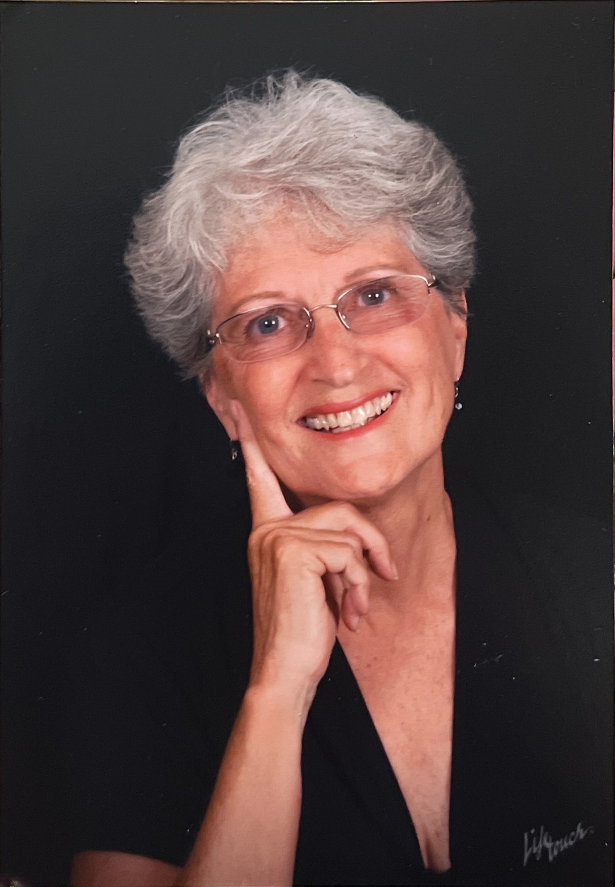 Sally M. Snelling Obituary