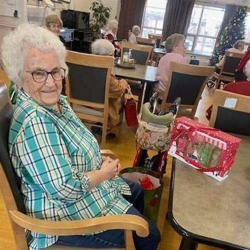 Luetta Fries Obituary